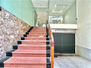 Cho thuê mặt bằng kinh doanh, nguyên tầng trệt, rộng 36m2, thang máy, ngay sân vận động phú thọ q10