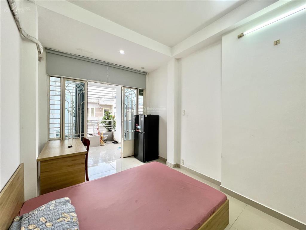 Cho thuê căn hộ studio bancol, full nội thất, rộng 30m2, gần vòng xoay cống quỳnh q1