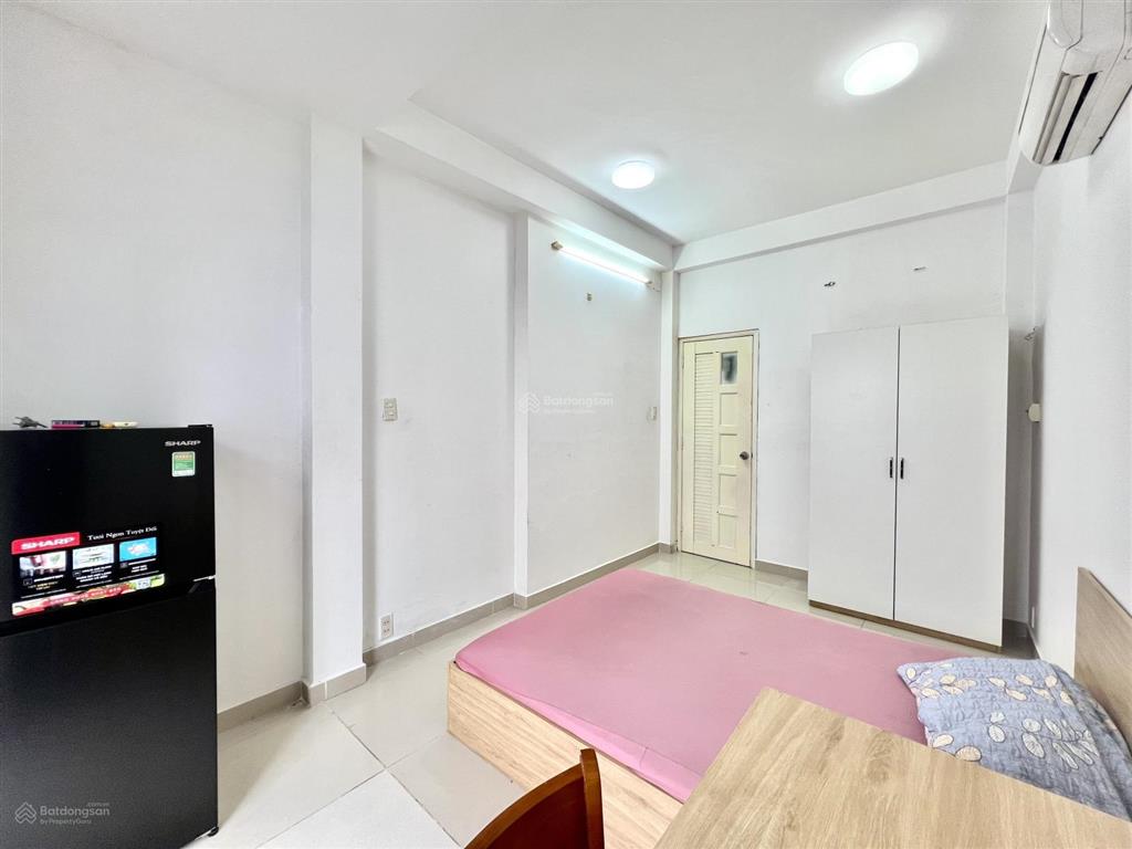 Cho thuê căn hộ studio bancol, full nội thất, rộng 30m2, gần vòng xoay cống quỳnh q1