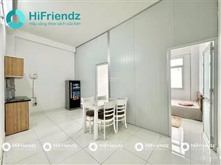 Cho thuê căn hộ 2pn cửa sổ, máy giặt riêng, rộng 55m2, 5 người 5 xe, ngay vòng xoay lê đại hành