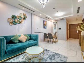 Bán 2 phòng ngủ vinhomes central park landmark 81 tầng trung