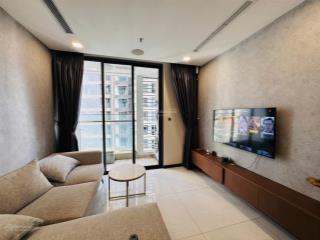 Bán nhanh căn hộ 2 phòng ngủ 72m2 nhà đẹp, tòa trung tâm giá siêu tốt