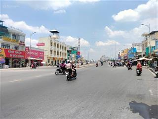 Bán nhà mặt tiền ngay chợ bà hom kinh doanh buôn bán đa ngành nghề