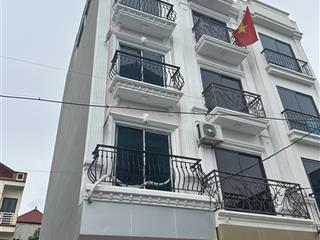 Cho thuê nhà nguyên căn 5 tầng thang máy hoặc ở tách riêng từng phòng