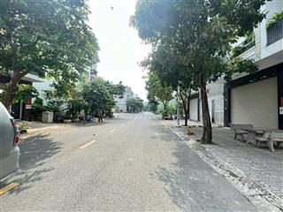 Chỉ 2,5 tỉ sở hữu đất đông hoà 64m2 ngay ga dĩ an , mtđ nhựa 8m , shr chính chủ