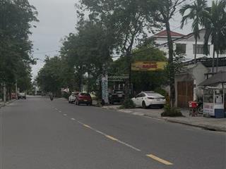 Chính chủ bán đất thổ cư trung tâm hội an. 403,2m2 trong sổ. tặng thêm 38m2 trong diện tích đất