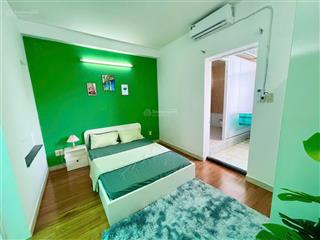 Tưng bừng khai trương căn penthouse  có ban công siêu rộng, view đẹp