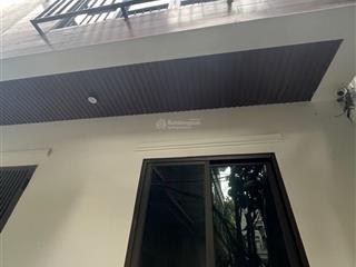 Bán nhà mới quan nhân lô góc 2 mặt thoáng ngõ ba gác tránh 5 tầng ở ngay nội thất đầy đủ