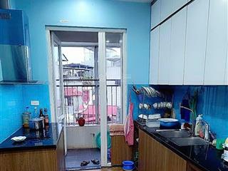 Chung cư star tower 283 khương trung 2pn, 2vs, ban công rộng, bể bơi 4 mùa, sổ đỏ cc