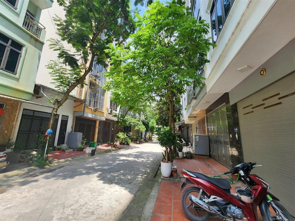 Cực hiếm! bán nhà phân lô phố vip đỗ quang, 2 thoáng, gần phố, tm, kd, 50m2*6t, 16 tỷ