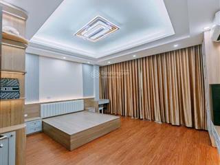 Bán nhà riêng tại kim mã, 8,8 tỷ, 37m2, thang máy, pháp lý đầy đủ, chính chủ, giá ưu đãi