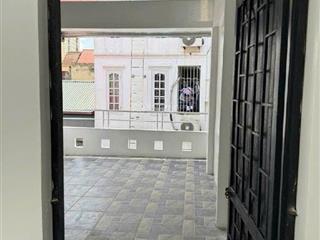 Bán nhà riêng 3pn, 3wc, 32m2 tại ngọc khánh, giảng võ, hà nội, giá 8 tỷ