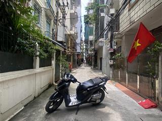 Minh khai  12p cho thuê  7tầng thang máy  giá 9.5 tỷ