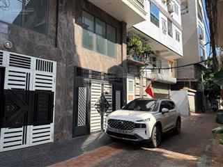 Bán nhà đông ngạc  ngõ thông kinh doanh  gara oto  oto tránh  khách đi xem chắc chắn ưng