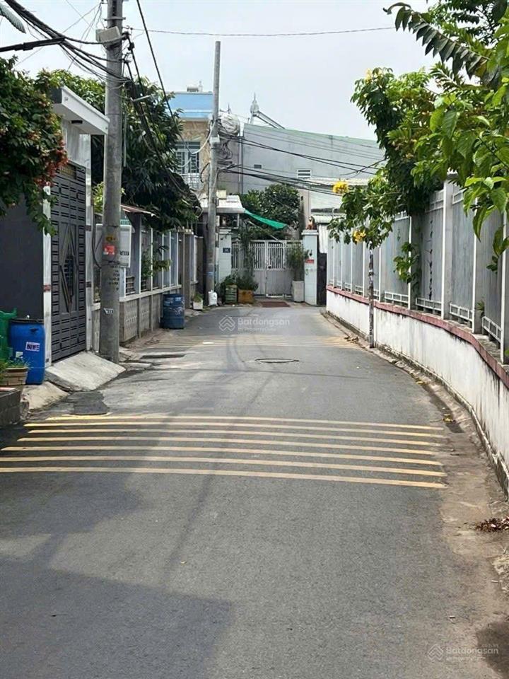 Bán đất mặt tiền đường nguyễn công hoan đông hòa dt 70m2 full thổ cư cách svđ dĩ an chỉ 5p, shr.