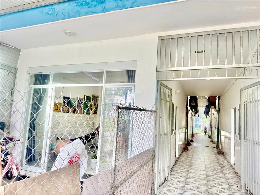 Đất tặng nhà trọ mt đường dl12 gồm 1kiot và 4phòng, cách trạm y tế thới hoà chỉ 300m 150m2 sổ sẵn