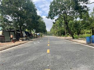 Chính chủ gửi bán đất khu đô thị mới ngay đường db11, cách siêu thị aeon chỉ 2km dt 200m2 shr .