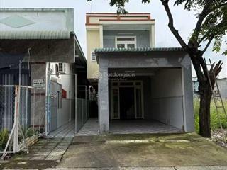 Chính chủ gửi bán căn nhà lầu và 3p trọ tại khu tái định cư mỹ phước 3 (khu g) dt 150m2 sổ sẵn