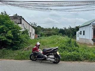 Chủ cần sang gấp lô đất ngay kdc vĩnh phú 2 đường số 18 ra ql13 2p full thổ shr đường 11m có vỉa hè