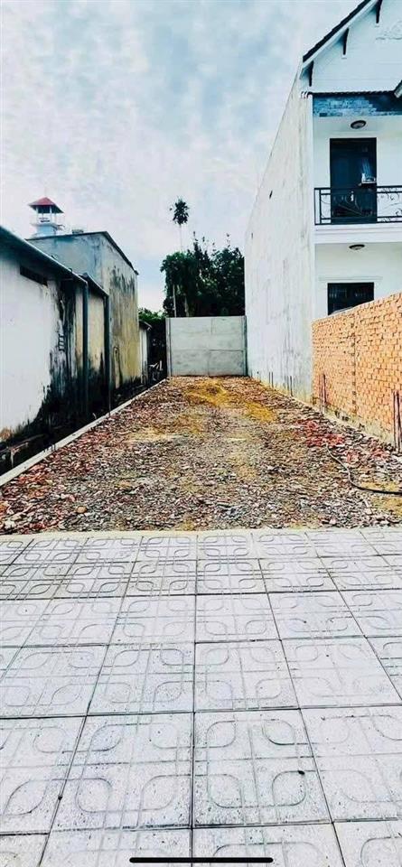Sang gấp lô đất mặt tiền đường nguyễn văn lộng ngay khu phố bình đức 160m2, shr đường 6m, 100m2 thổ