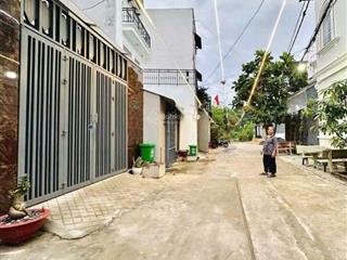 Bán nhà mặt tiền đường thạnh xuân 39 gần trường cao đẳng điện lực shr 1 trệt 2 lầu 4pn 4wc còn tl