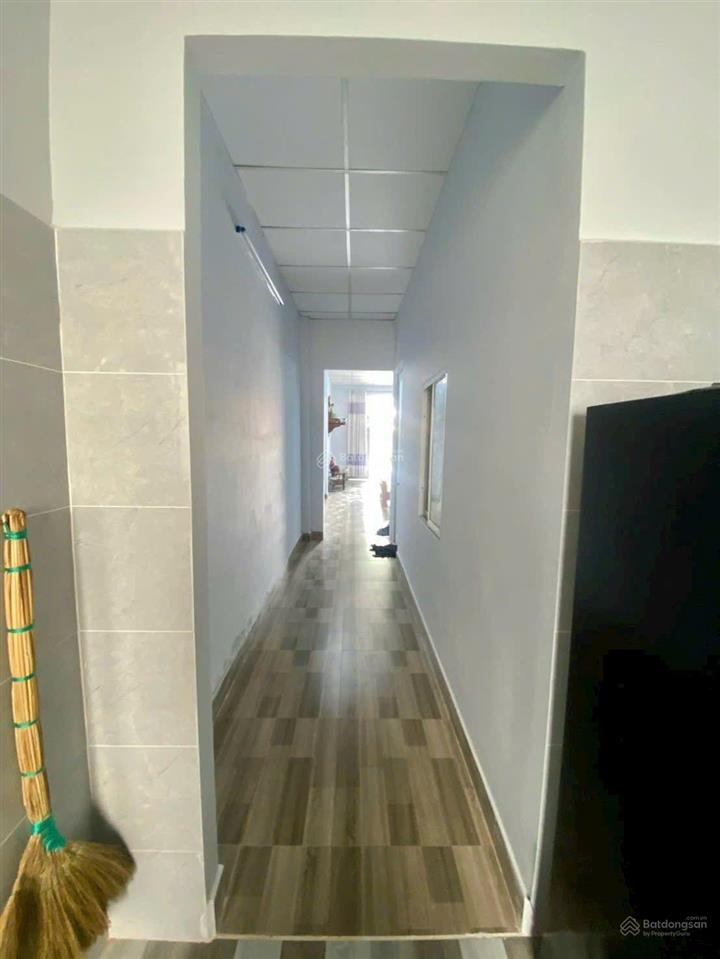 Sang gấp căn nhà ngay đường tân chánh hiệp 7 hxh 80m2 1 trệt 1 lửng đang cho thuê 8 triệu/tháng shr
