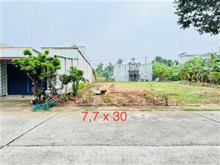 Cần ra nhanh lô đất vip đường nk14a cách ql13 chỉ 300m, dt 231m2 full thổ đường 8m có vỉa hè sổ sẵn