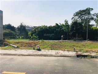 Bán nhanh đất lô 2 mặt tiền đường n và n1 khu tđc bình đức 1, dt 71,7m2 sẵn thổ, công chứng liền