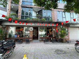 Cho thuê nhà mặt phố tại hoàng hoa thám, 50 triệu, 110m2 vị trí rất đẹp, có hầm để xe, đối diện sun