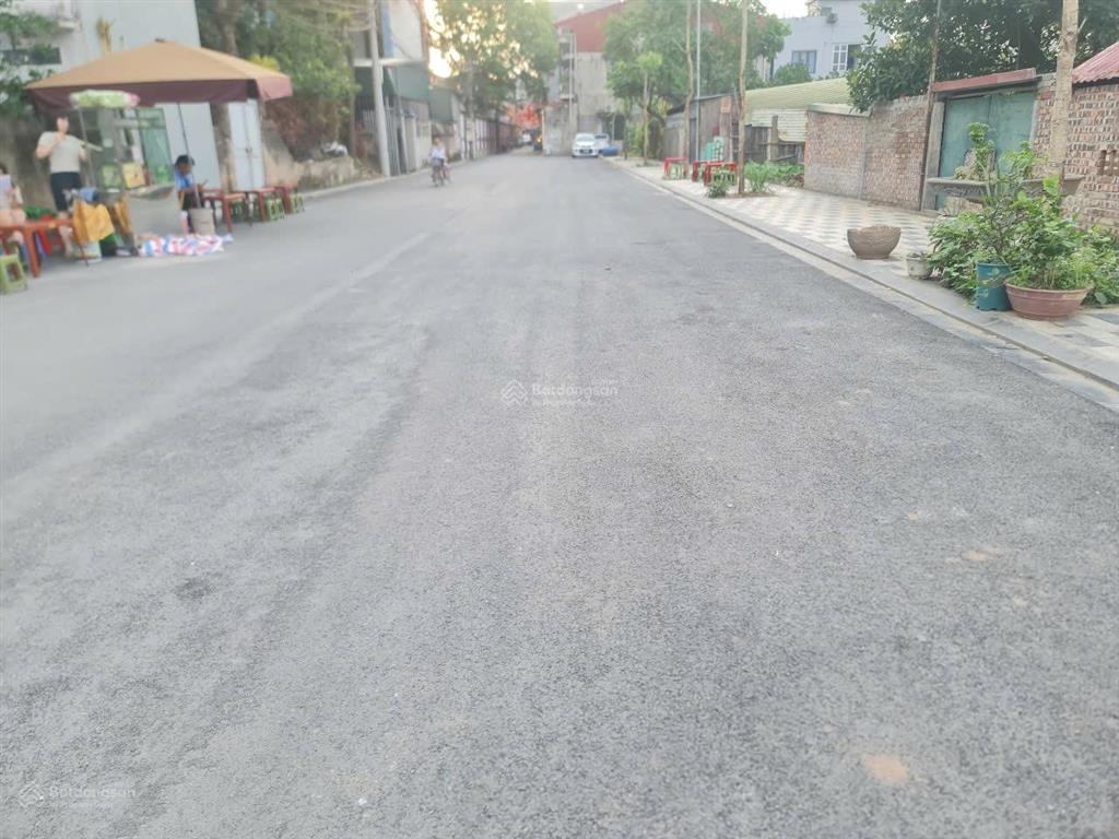 Bán gấp 250m2, mặt tiền 8m, gần vành đai 3, cơ hội x2 khi lên phường đông anh, cách bìa làng 100m