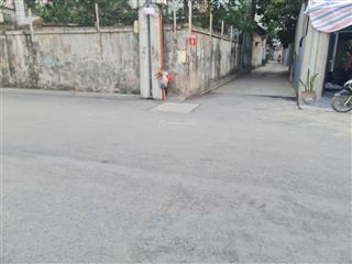 Bán đất hot 250m2 tại việt hùng, đông anh, gần bìa làng, 2 mặt tiền, giá 2xtr/m2