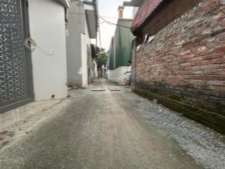 Bán gấp 120m2 xã đông anh  cách đường dẫn cổ loa 50m, cách bìa làng 40m, ngõ thông, đường qh 4m