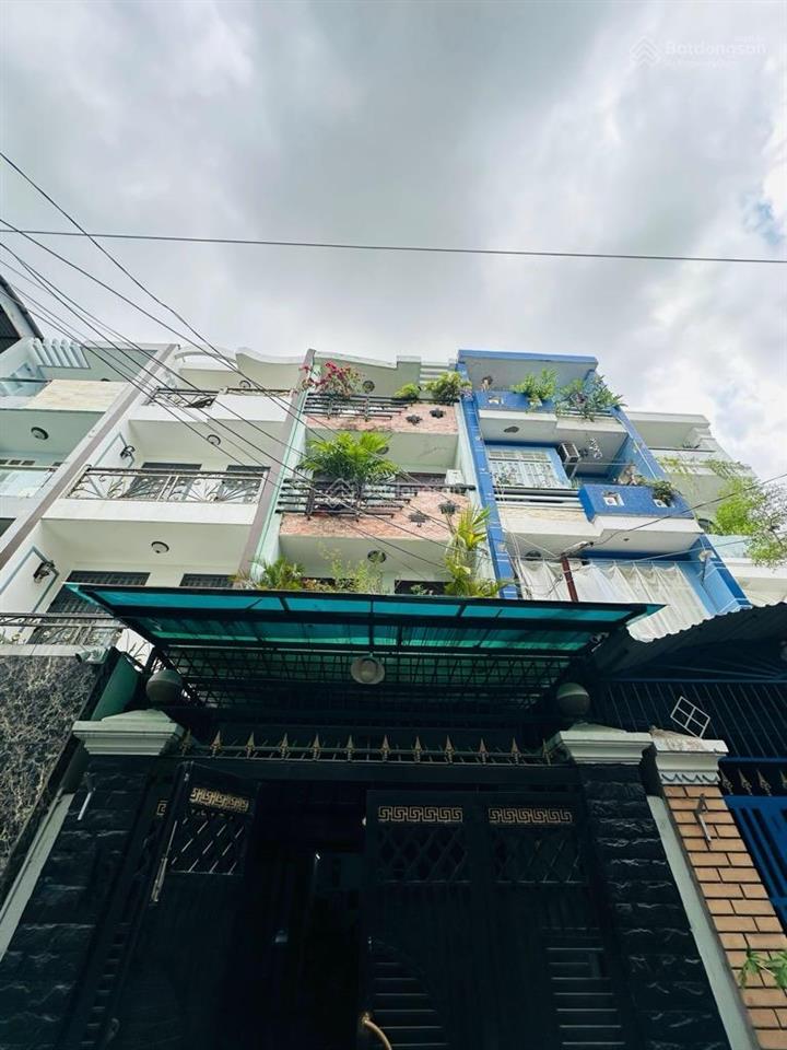 Sốc giảm giá 1.1 tỷ còn 8.9t cho căn nhà 4 tầng 84m2 khu dân cư đồng bộ đường 7m phường 11