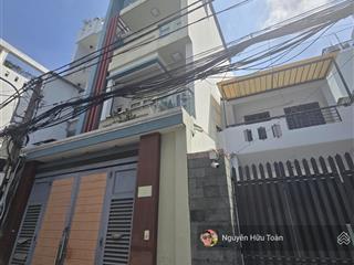 Ngộp 4,7 tỷ4,9x16m. trệt 3 lầu st đường 5m thông quang trung p8
