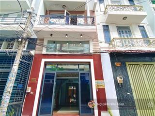 Chỉ 7,x tỷ  nhà ngang 5m trệt lửng 3 lầu hẻm 8m có lề khu vip phạm văn chiêu