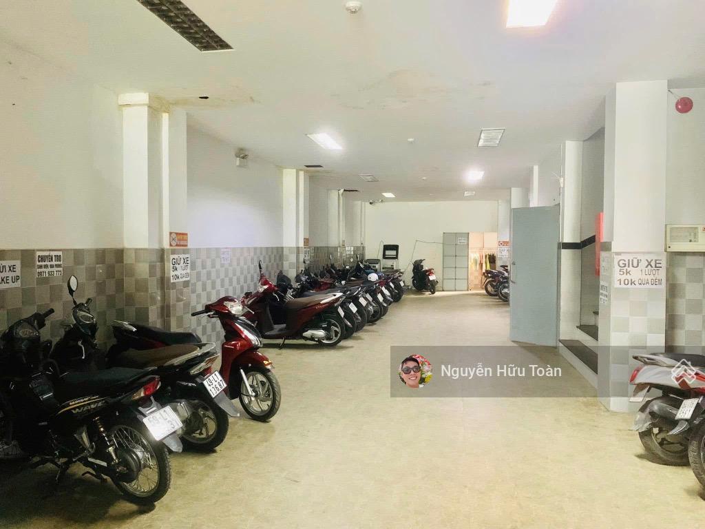 Tòa nhà 10x44m 6 tầng đang cho thuê khoáng 2,4 tỷ/năm mặt tiền phạm văn chiêu
