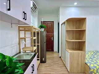 Cho thuê chung cư mini dạng studio 1pn gần hàng xanh và đại học ngoại thương