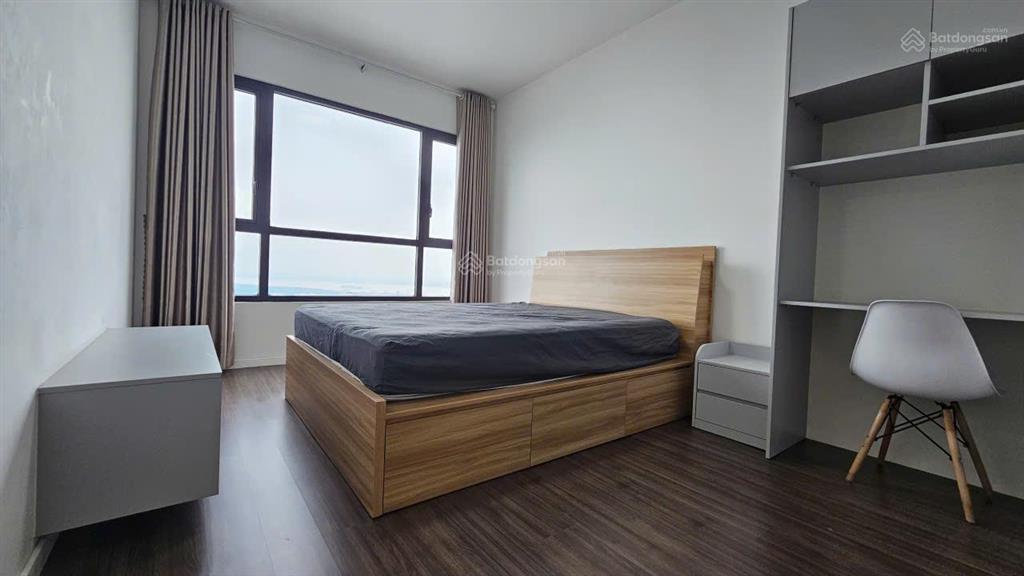 Bán căn hộ the view riviera point 2 phòng ngủ tầng cao  91m2, cách phú mỹ hưng 100m, giá tốt 7 tỉ