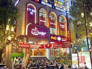 Cho thuê nhà mặt phố triệu việt vương, tổng diện tích 500m2 có sân, mặt tiền 7m, giá thuê 100 triệu