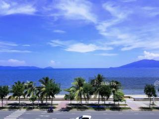 Lô đất góc 2 mặt tiền đường nguyễn tất thành, view trực diện biển