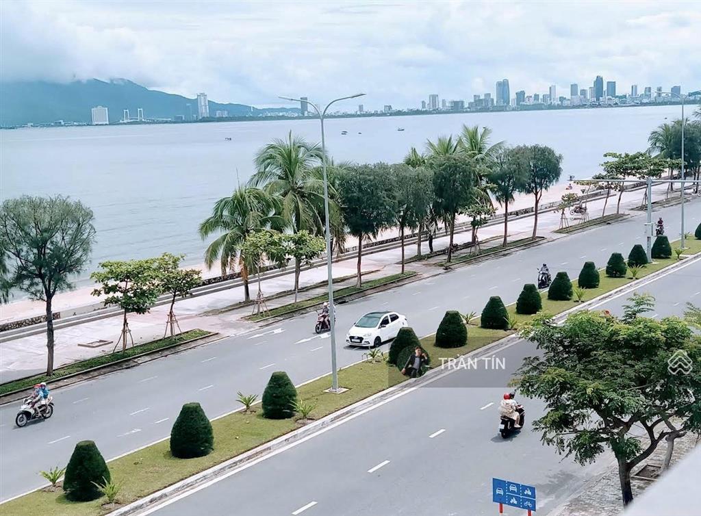 Lô đất góc 2 mặt tiền đường nguyễn tất thành, view trực diện biển