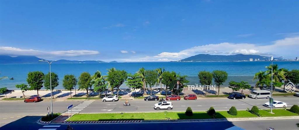 Lô đất góc 2 mặt tiền đường nguyễn tất thành, view trực diện biển