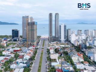 Nhà mặt tiền đường phạm văn đồng, cách biển 400m