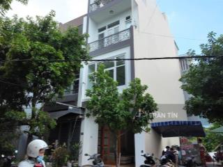 Căn nhà 4 tầng mặt tiền đường cao xuân dục, gần sông hàn, trung tâm thành phố.