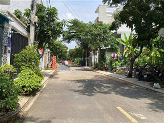 Bán lô đất sổ sẵn, 80m2/2 tỷ 650, cách cao đẳng công thương3p, 5p di chuyển ra mặt tiền đỗ xuân hợp