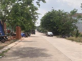 Cần ra nhanh lô đất cách chợ nhật huy 300m , diện tích 150m2, giá 950tr, sổ sẵn sang tên, full thổ
