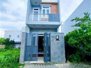 Bán nhà 1t2l cách vinhome quận 9 chỉ 4p di chuyển, dt 53m2, giá 4,15 tỷ, 3pn 3wc, shr, đã hoàn công