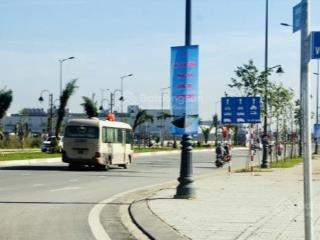 Bán siêu phẩmkim cươngmặt tiền khủngl/g 210m2 tại hà nội