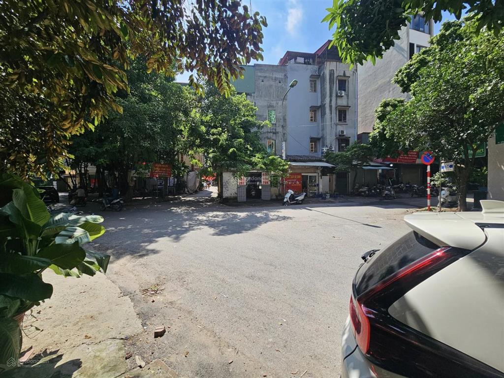 Bán lk làng việt kiều châu âu, mỗ lao,hà đông, ô tô tránh, sát hồ điều hòa, kinh doanh 77m2x4t,25tỷ