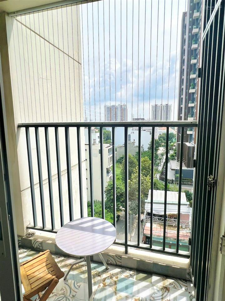 Căn 2pn tháp t1 vista verde quận 2 giá tốt 7,9 tỷ